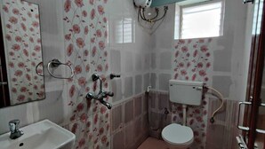 Ảnh chưa phân loại, 5 trong số 6 ảnh, nút