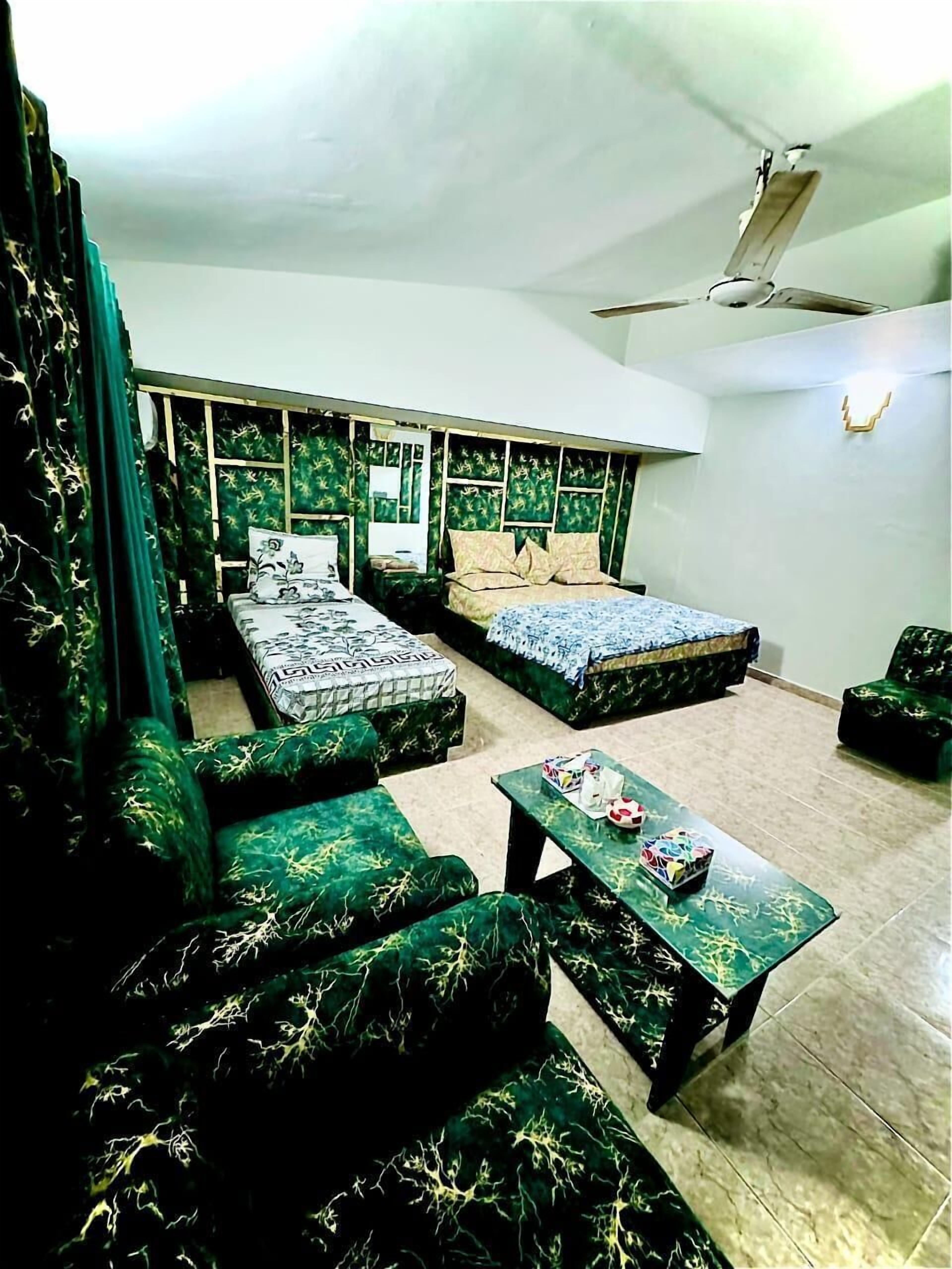 Kamar Double Deluks, pemandangan kota | Kedap suara, setrika/meja setrika, dan Wi-Fi gratis