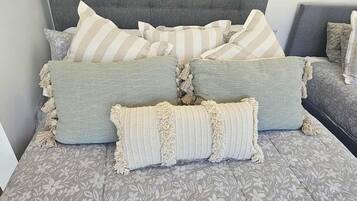 1 bedroom, iron/ironing board