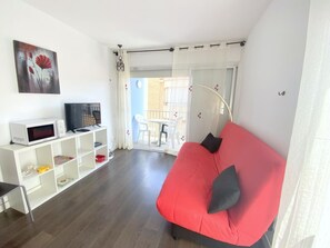 TV - Cozy studio in Roses with air conditioning and terrace (Roses)