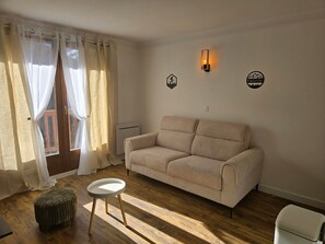 TV - 3-room apt, sleeps 6, south-facing balcony (Valloire)