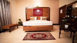 Deluxe Double Room, City View | Soundproofing, iron/ironing board, free WiFi - Orchid Inn By WI (Karachi)