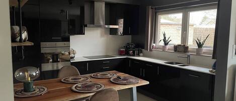 Felles sovesal, 1 soverom, røyk, hageutsikt | Innvendig