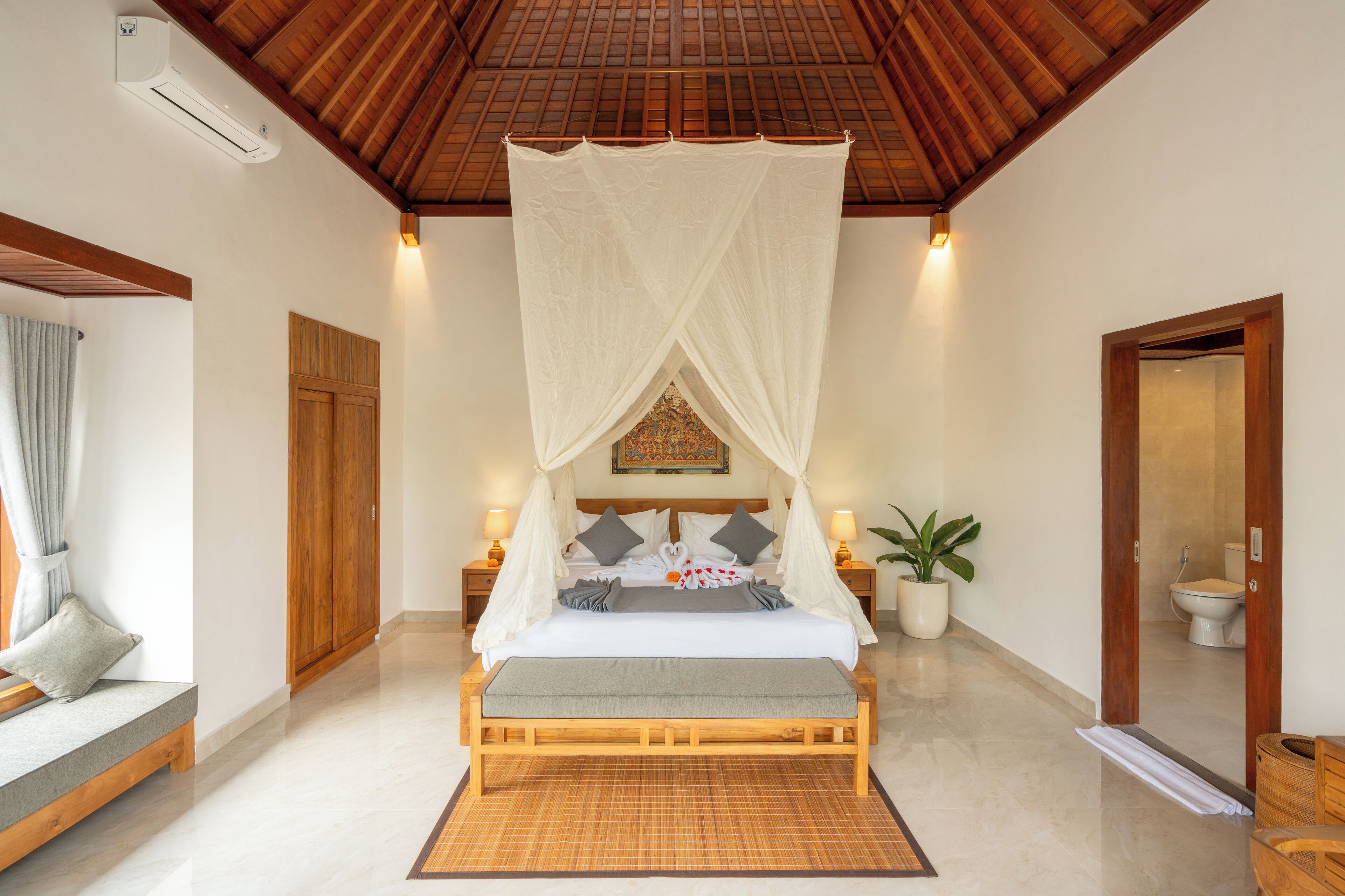 مكتب ومكواة/لوح كي وواي فاي مجانًا وتسهيلات لدخول الكراسي المتحركة