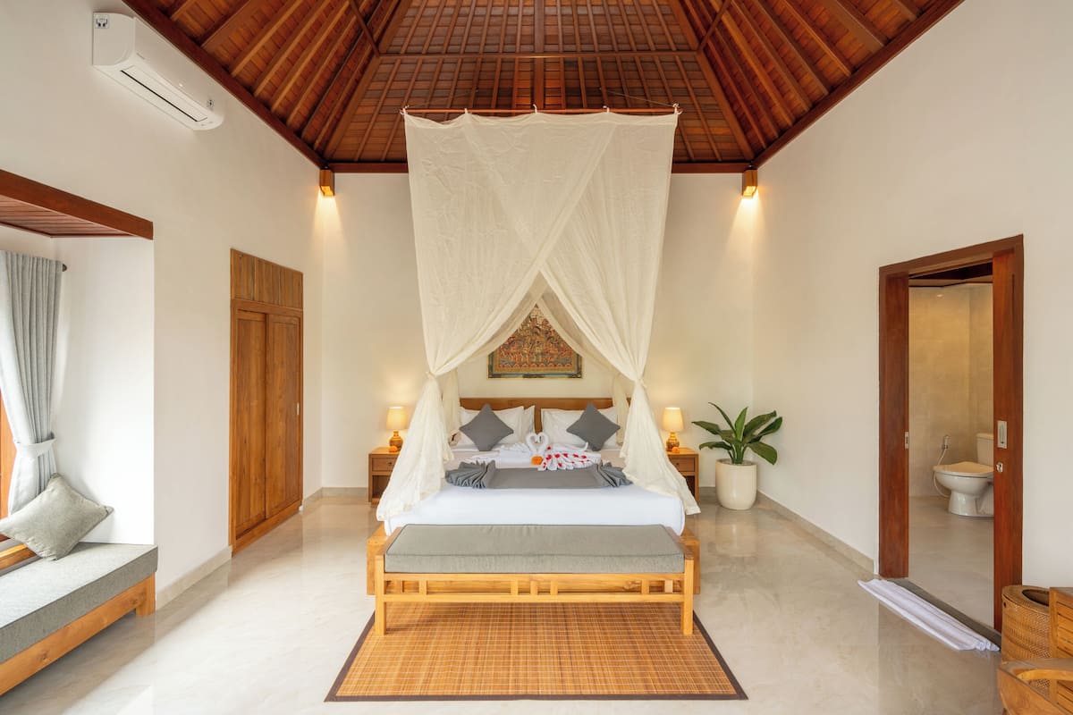 Luxury Villa, 1 King Bed, Private Pool | Desk, iron/ironing board, free WiFi, wheelchair access