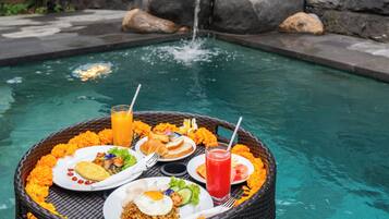 Outdoor pool, sun loungers