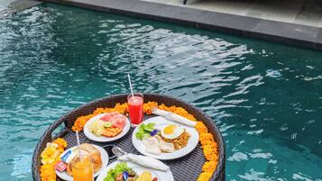 Outdoor pool, sun loungers