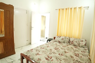 Be My Guest | Private 4BR En-suite Villa in Calicut, Near Beach + SM Street