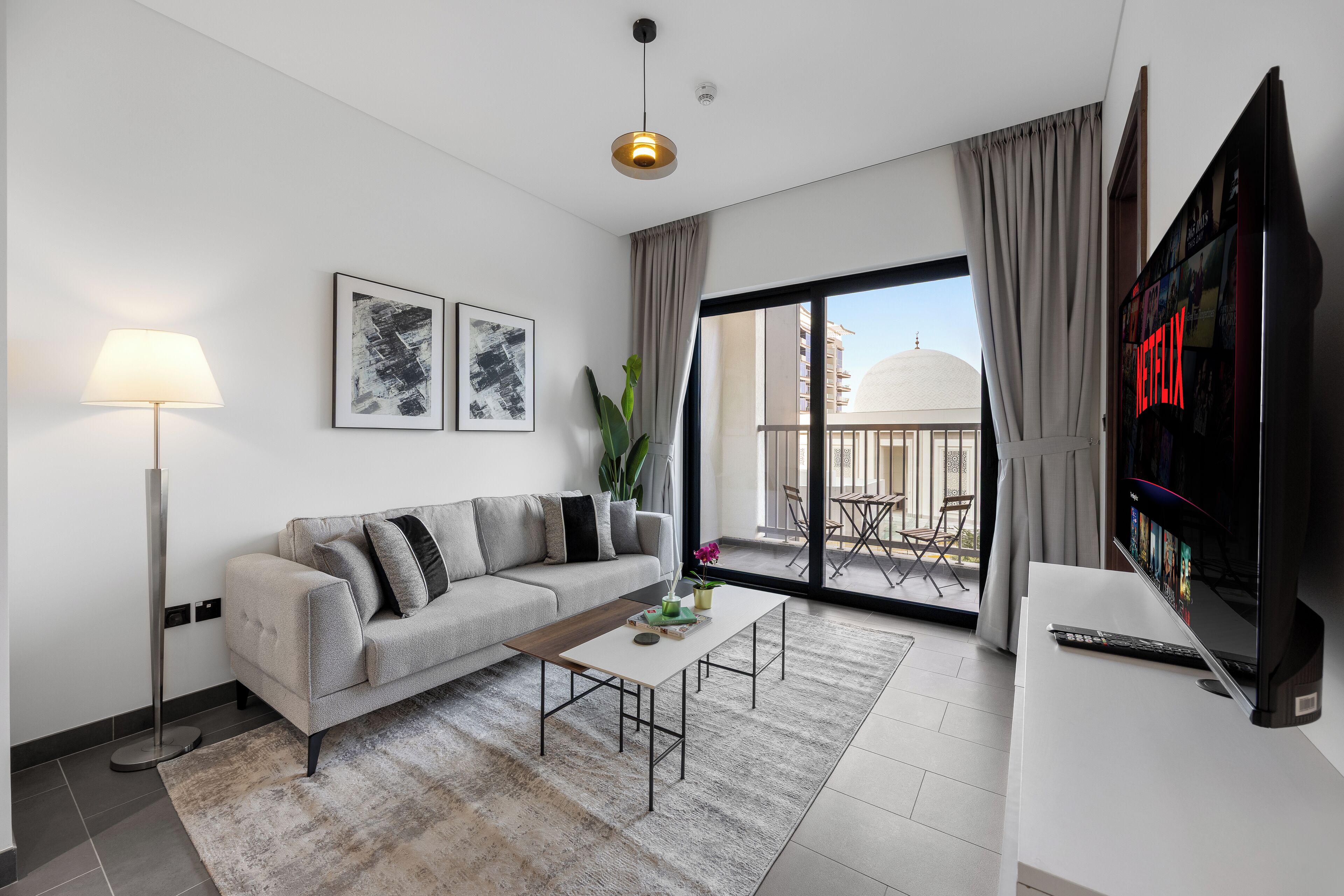 Appartamento Deluxe, 1 camera da letto, balcone, vista città | Soggiorno