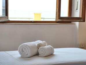4 habitaciones, wifi gratis y ropa de cama 