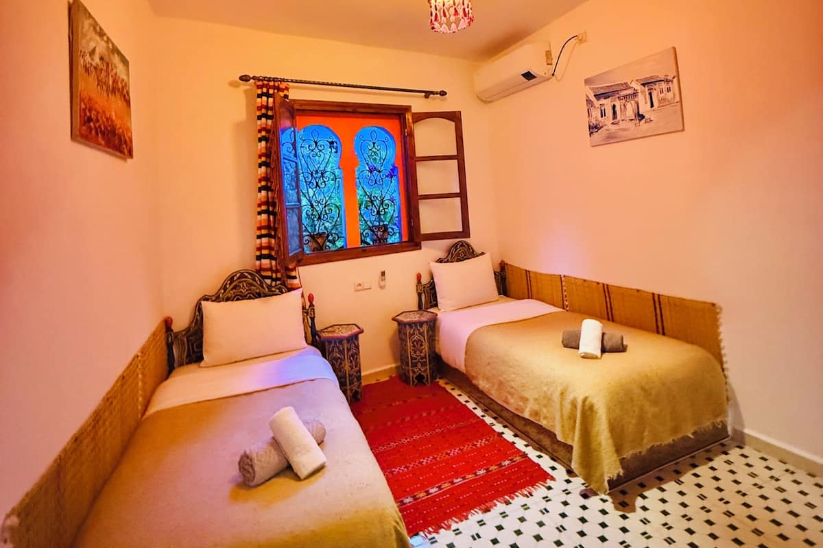Superior Twin Room, Non Smoking, Housekeeping | Minibar, WiFi (free)