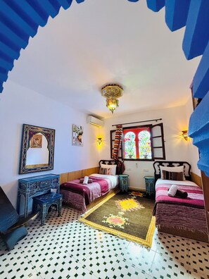 Superior Twin Room | Free WiFi