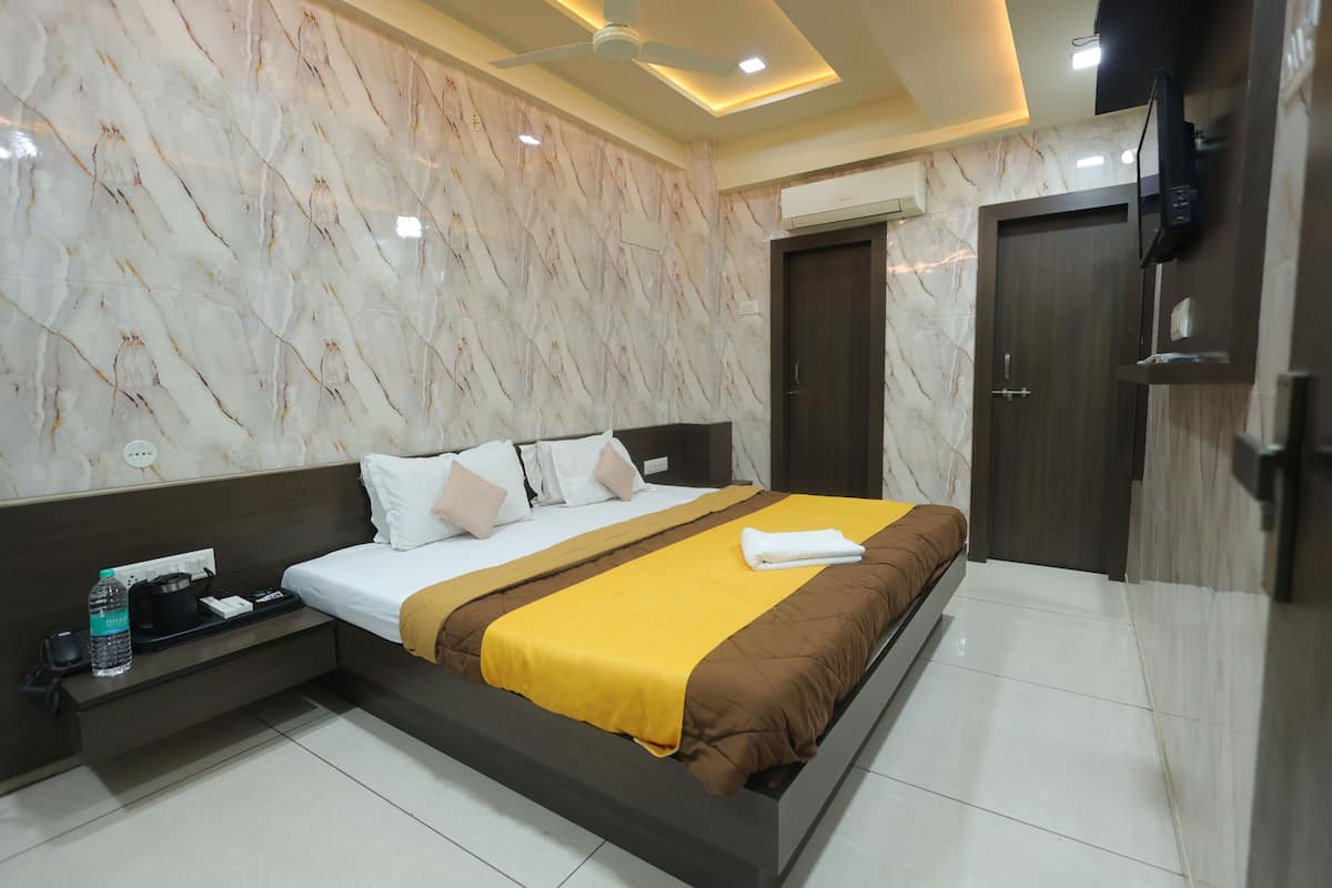 Deluxe-Zimmer | Schreibtisch, WLAN, Bettwäsche