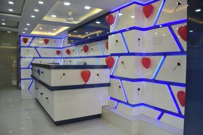 Reception - Hotel Hari Palace (Rajkot)