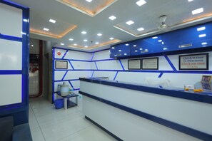 Reception - Hotel Hari Palace (Rajkot)