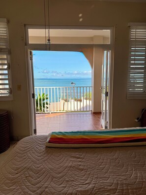 5 quartos, Wi-Fi de cortesia, roupa de cama