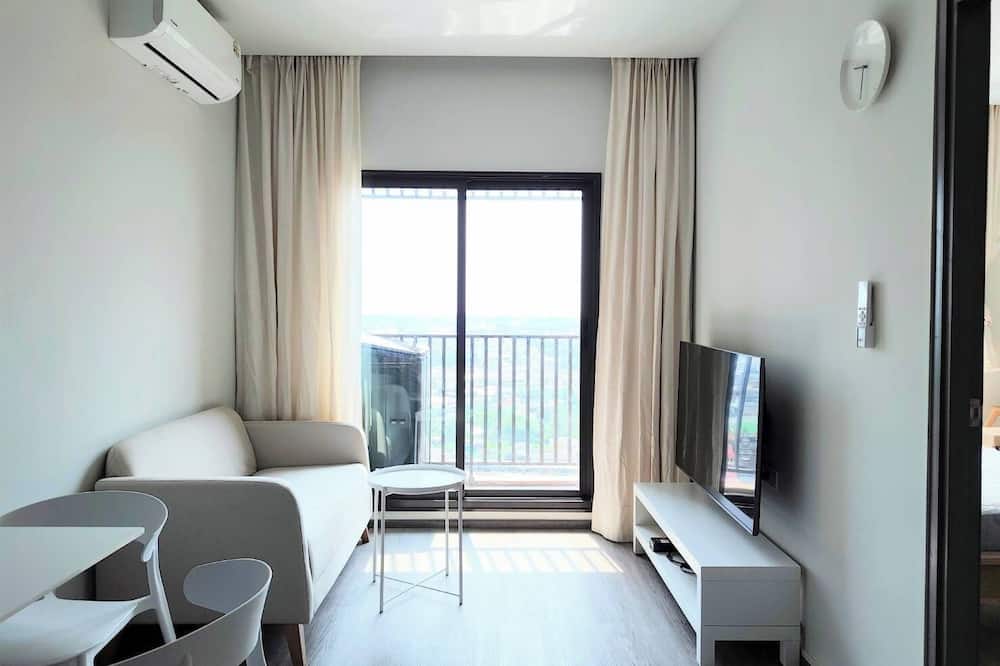 Room-charming Bangkok Apartment With Cit