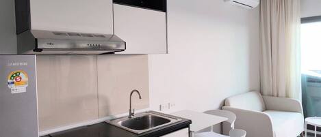 Shared Dormitory, 1 Bedroom, Accessible, Balcony | Interior