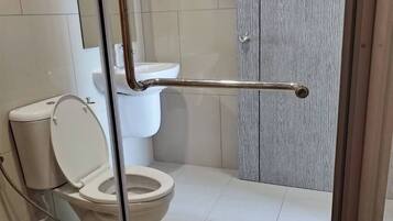 Shared Dormitory, 1 Bedroom, Accessible, Balcony | Bathroom