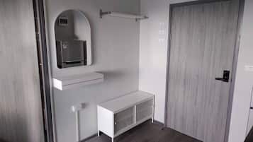 Shared Dormitory, 1 Bedroom, Accessible, Balcony | Interior
