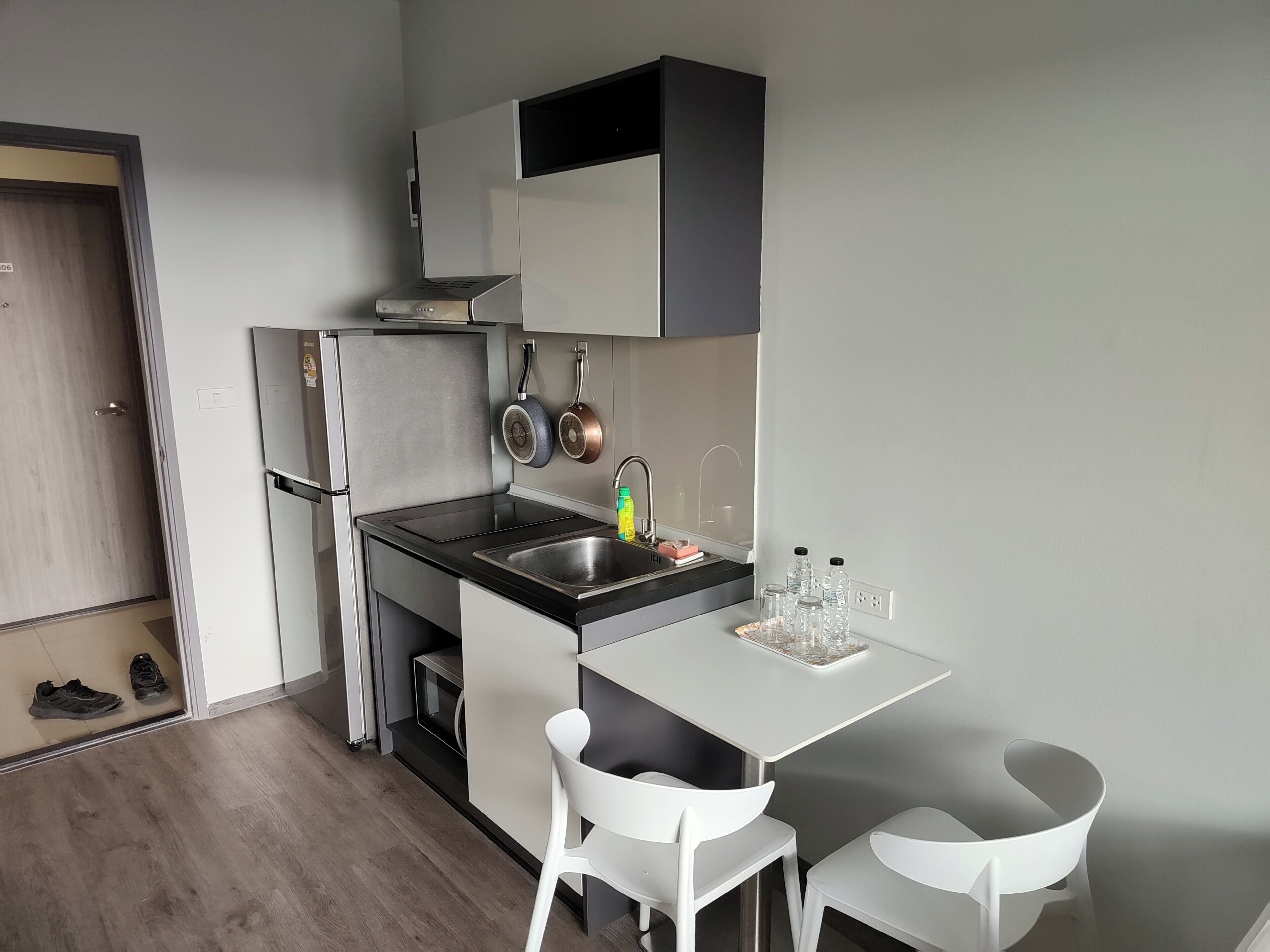 Shared Dormitory, 1 Bedroom, Accessible, Balcony | Interior