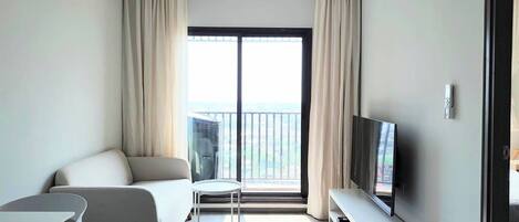 Shared Dormitory, 1 Bedroom, Accessible, Balcony | Living room