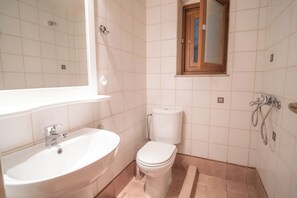 Dusche, Handtücher, Seife, Toilettenpapier