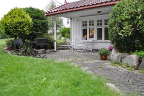 Apartment, 1 Bedroom, Patio, Garden View | Terrace/patio - Completely Smoke-free Apartment Near the Beach (Tønsberg)
