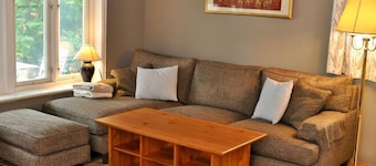 Completely Smoke-free Apartment Near the Beach