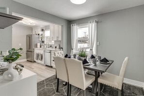 Talo (3 Bedrooms) | Sisätilat