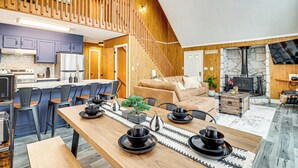 House (4 Bedrooms) | Interior - Chalet-view Home w/ Fire Pit & Deck in Clifton Twp (Gouldsboro)