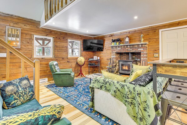 House (3 Bedrooms) | Interior - Pool, Beach & Lake Access: Poconos Cabin Escape! (Tobyhanna)