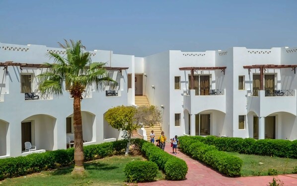 Building design - Uni Sharm Aqua Bark (SOUTH SINIA)