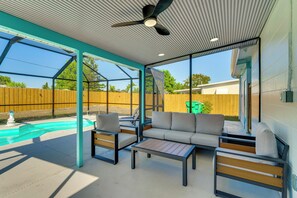 House (2 Bedrooms) | Interior - 4 Mi to Beach! Sleek Getaway in Port Charlotte (Port Charlotte)
