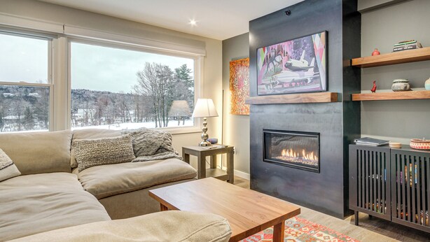 Apartment (1 Bedroom) | Front of property - Fully Renovated! Luxe Ski Condo Near Stowe Mtn (Stowe)