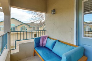 Interior - < 1 Mi to Light Rail! Centennial Condo w/ Balcony (Englewood)