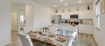 Shop, Dine & Explore: Indy Area Adventure Base