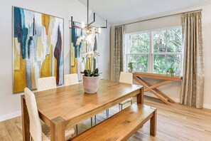 Interior - 8 Mi to Beach! Stylish Palm Coast Home w/ Patio (Palm Coast)
