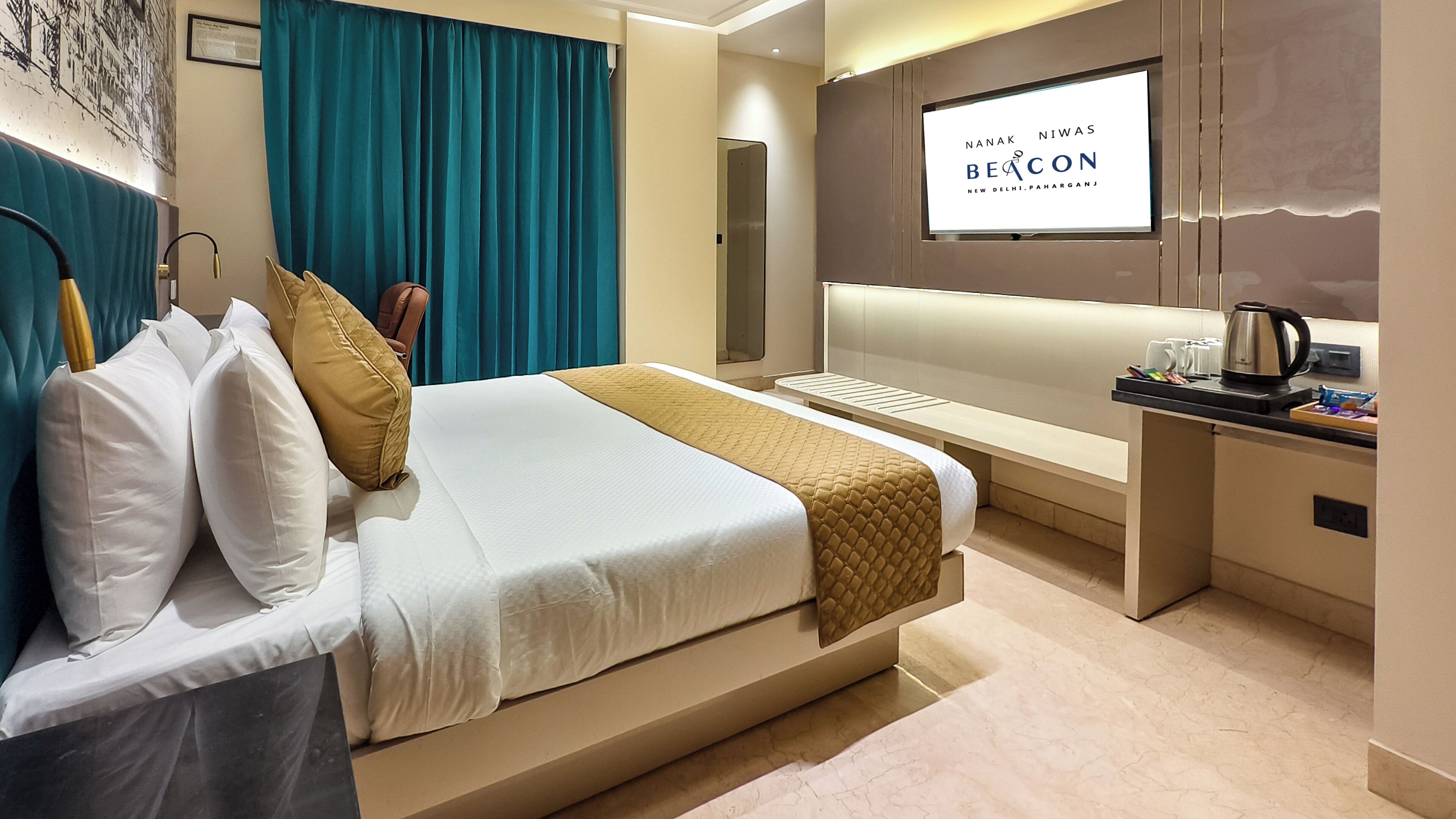 Classic Double Room | Desk, laptop workspace, iron/ironing board, free WiFi