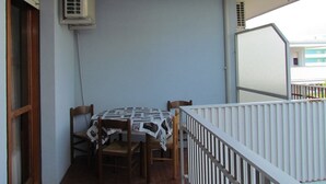 Departamento, 1 habitación | Balcón