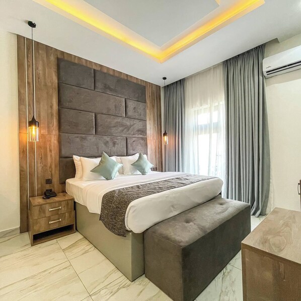 Deluxe Room, Balcony, City View | Desk, laptop workspace, blackout drapes, free WiFi - Ejiworld Hotel (Lafia)