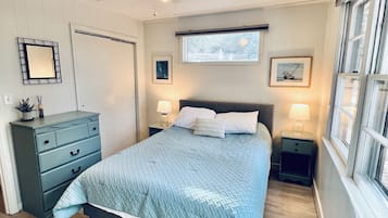 3 makuuhuonetta, silitysrauta/-lauta, vauvan matkasänky, ilmainen Wi-Fi