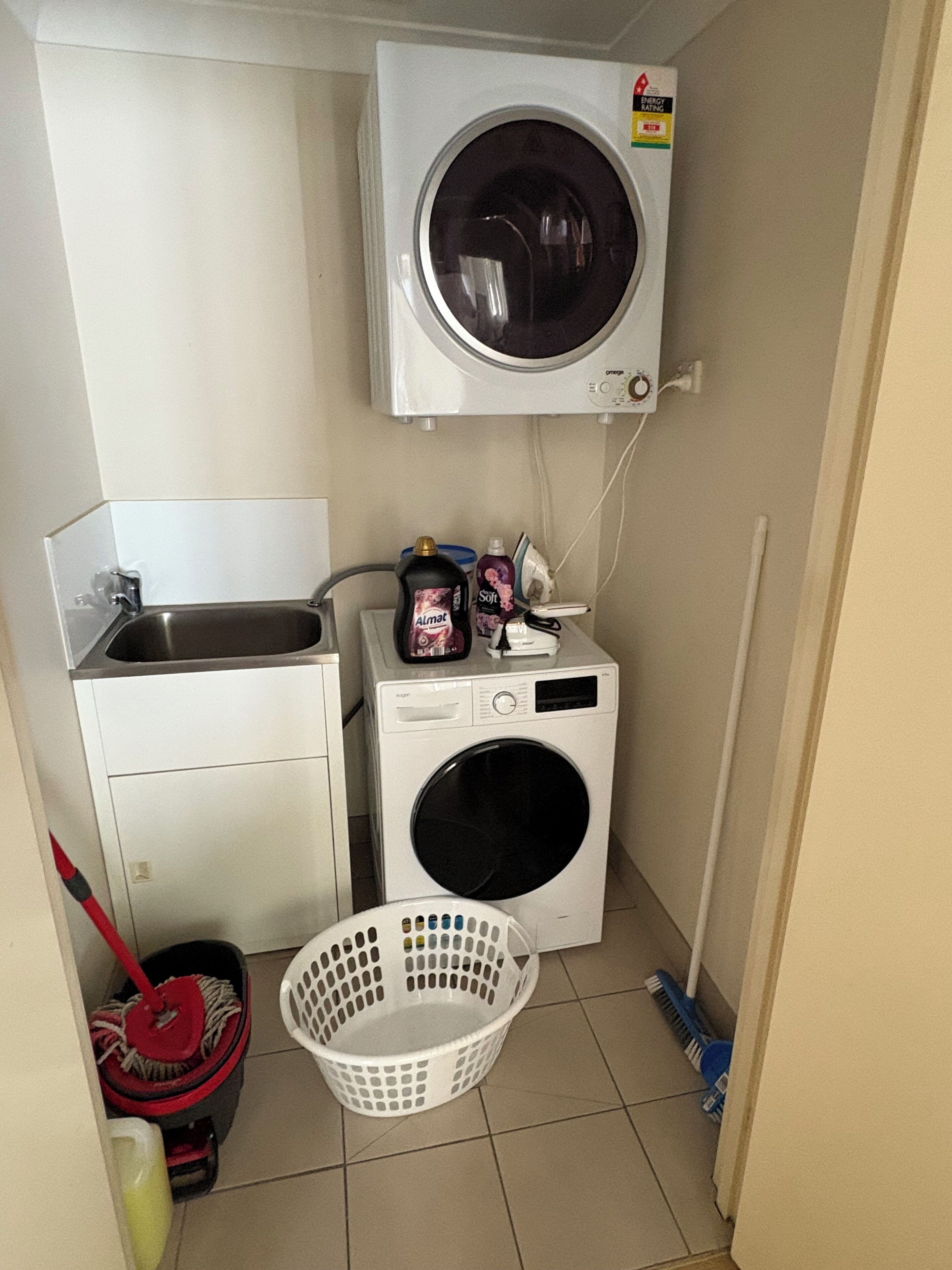 Room, 1 Bedroom, Accessible, Smoking | Laundry