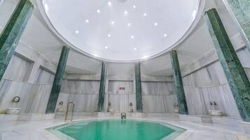 Ruang perawatan pasangan, pemandian Turki/hammam, dan perawatan tubuh