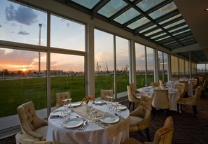 Food court - MCG Hotels Thermal Spa Convention Center (Afyonkarahisar)