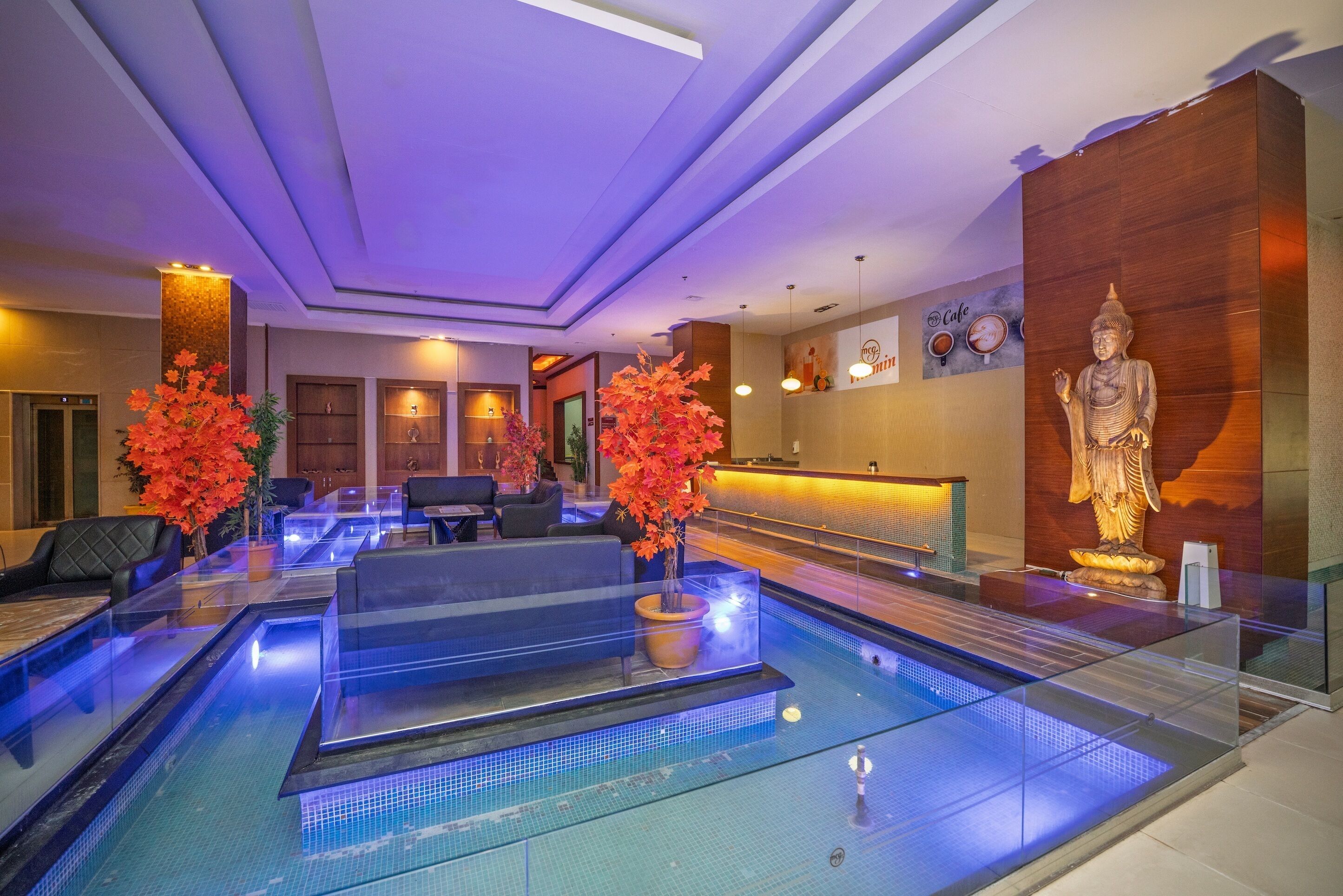 Couples treatment rooms, Turkish bath, body treatments, facials