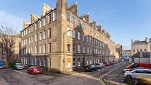 Exterior - First Floor-2 Bedroom Apartment (Edinburgh)