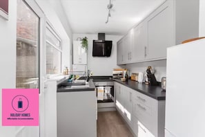 Talo | 4 makuuhuonetta