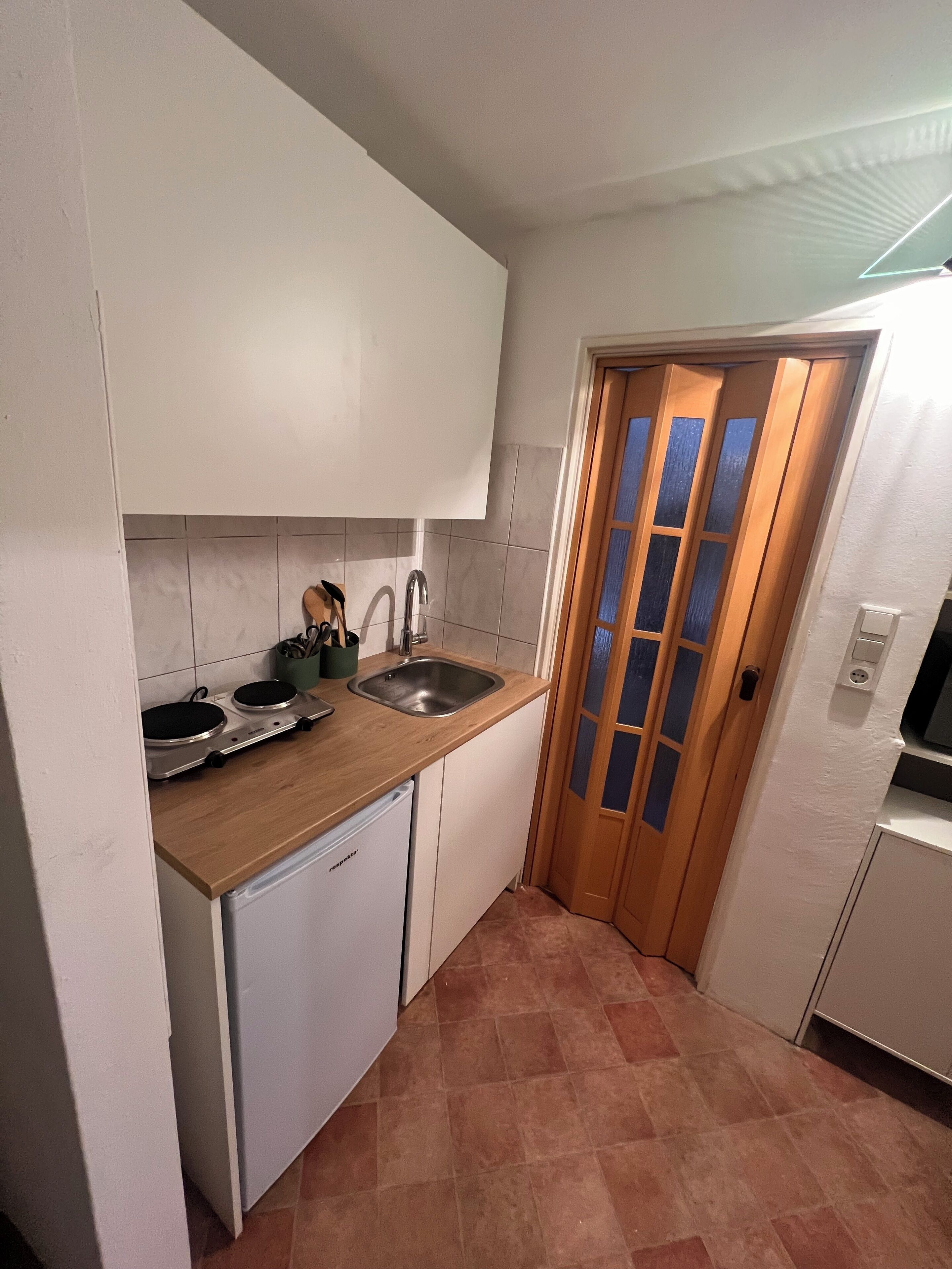 Mikroaaltouuni, liesi