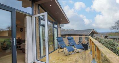 The Hedgerows - Hillview Lodges